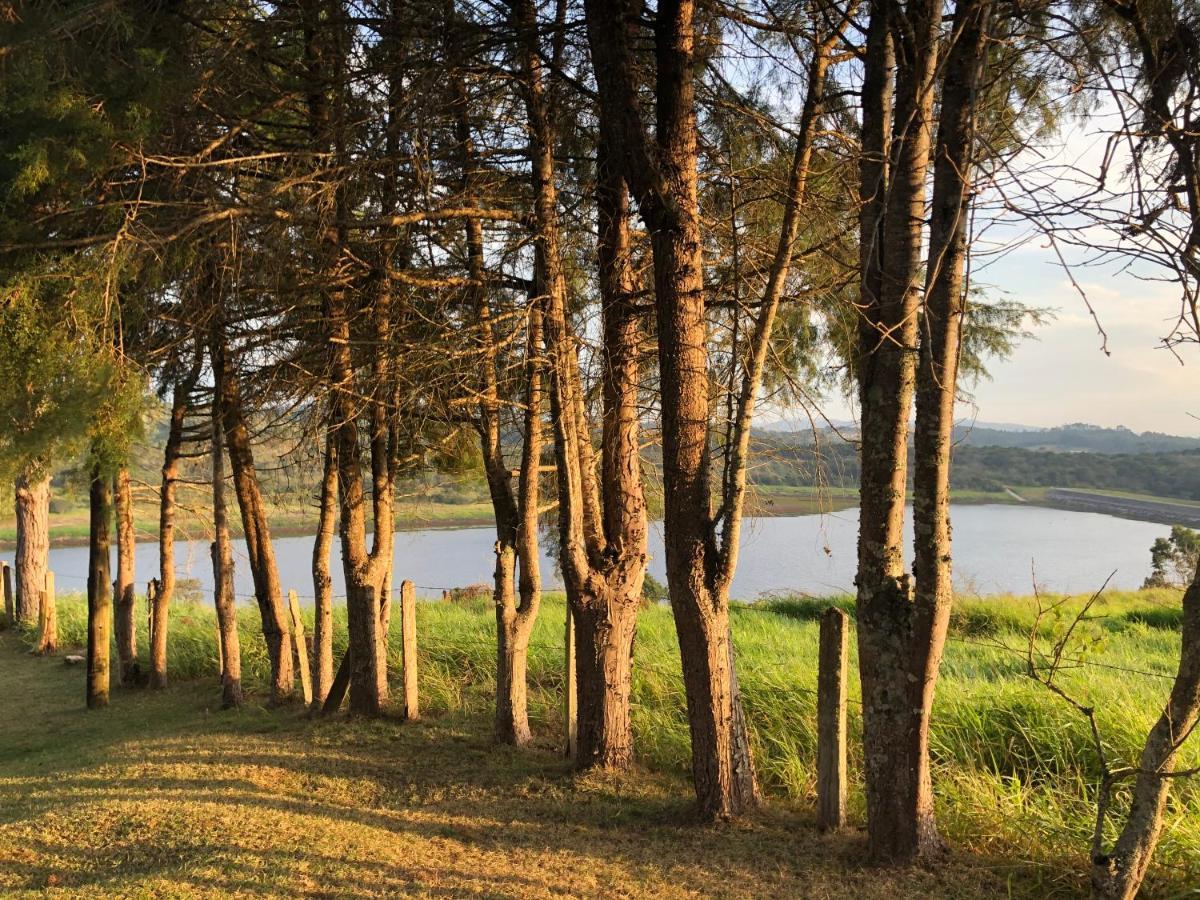 Вілла Sitio Frente A Barragem Салезополіс Екстер'єр фото